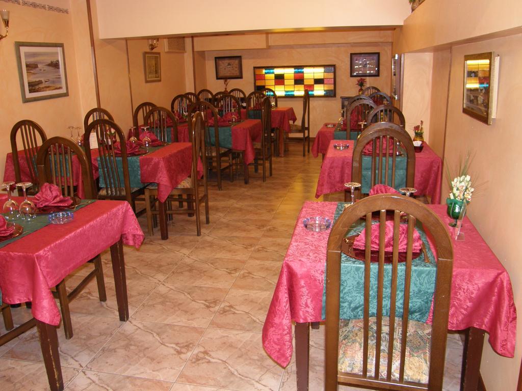 Hostal El Pesquero Burgo 外观 照片